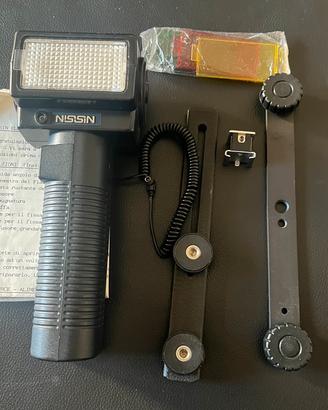 Flash Nissin 2800G