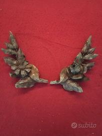 due fregi in legno scolpito 