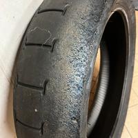 Gomma posteriore moto uso pista