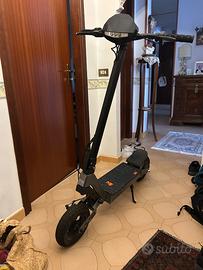 Monopattino elettrico Kukirin G2