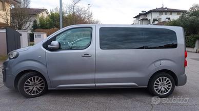 Peugeot Traveller 9 Post 