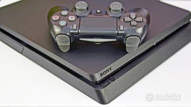Ps4 slim + 11 giochi