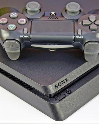 Ps4 slim + 11 giochi