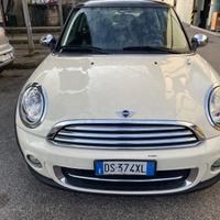 Mini 1.4 16V One Chili