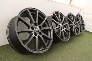 Cerchi in lega Ford Focus Mondeo Range Rover 17