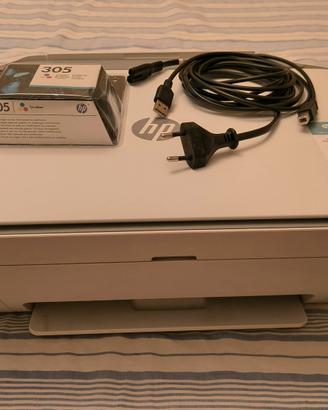 Stampante HP Deskjet 2720 con cartuccia 