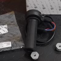 Manopole comando gas Moto Guzzi V85TT
