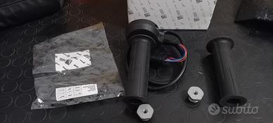 Manopole comando gas Moto Guzzi V85TT