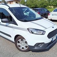 FORD Courier  -