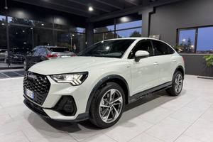 Audi Q3 Q3 SPB 40 TDI quattro S tronic Identity Bl