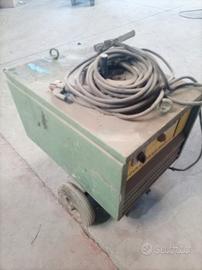 saldatrice 380 o 220 v 