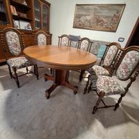 Tavola rotonda allungabile con 6 sedie 