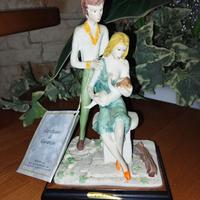 statua porcellana capodimonte la maternità