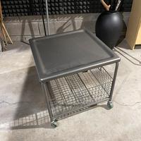 Tavolino con rotelle Ikea metallo