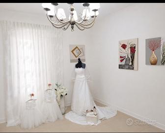 abito da sposa e 2 vestiti da damigella 