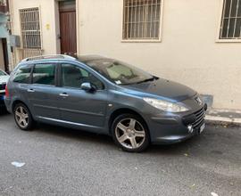 Peugeot 307 station wagon usata anno 2005. VENDUTA