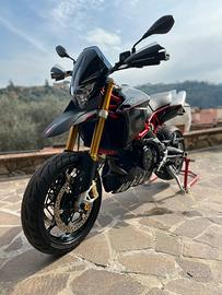 Aprilia Dorsoduro 900