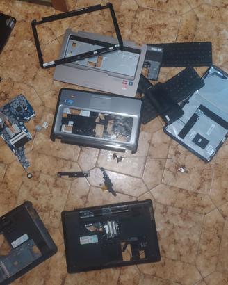 Due notebook hp: HSTNN F02C e HSTNN Q73C