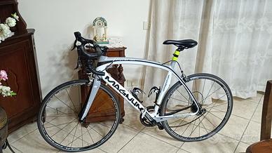 bici da corsa intera carbonio 