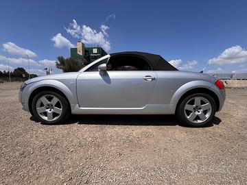 Audi TT MK1 8N Roadster 179CV
