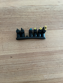 Set di connettori jack universali per dispositivi