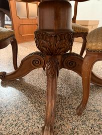 Tavolo rotondo stile barocco piemontese