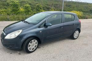 Opel corsa adam benzina