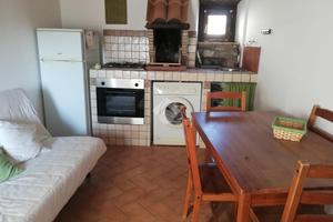 2 LOCALI A OLEVANO ROMANO