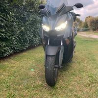 Yamaha X-Max 300 - 2022