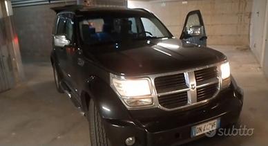DODGE NITRO