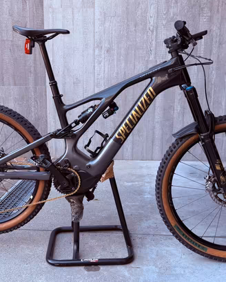 Specialized Turbo Levo Expert Carbon