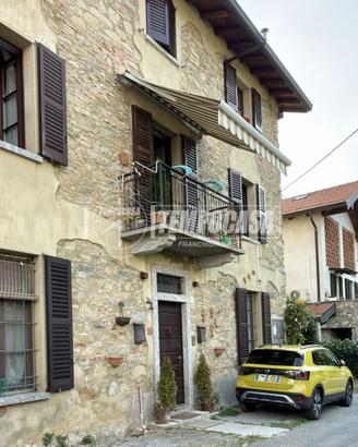 CASA INDIPENDENTE CON GIARDINO