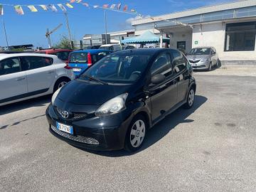 Toyota Aygo 1.0 12V VVT-i 5 porte Sol