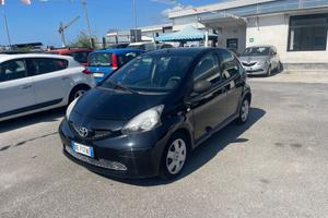 Toyota Aygo 1.0 12V VVT-i 5 porte Sol