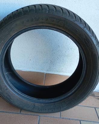 4 Pneumatici invernali Toyo 215/55 R18
