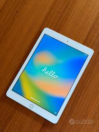 iPad 5 Gen 32GB 4G Cellular + Custodia Imbottita