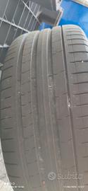 255 40 21 102v pneumatico Pirelli P-zero PNCS