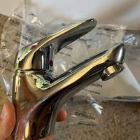 Miscelatore lavabo in acciaio inox