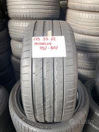 275 35 22 Michelin
