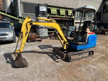 NEW-HOLLAND E 16R