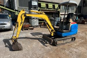 NEW-HOLLAND E 16R