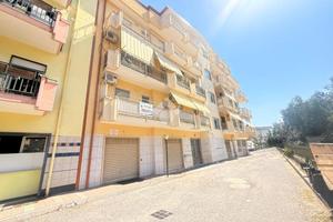 3 LOCALI A CORIGLIANO-ROSSANO