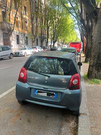 Auto Suzuki Alto