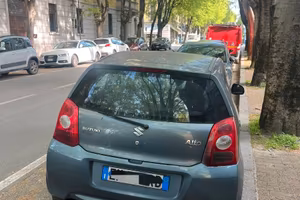 Auto Suzuki Alto