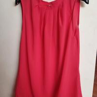 Top rosso senza maniche