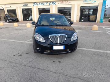 LANCIA YPSILON BENZINA