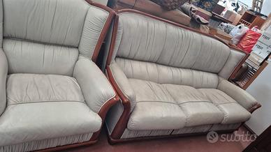 Divano con 2 poltrone in vera Pelle di Alta qualit