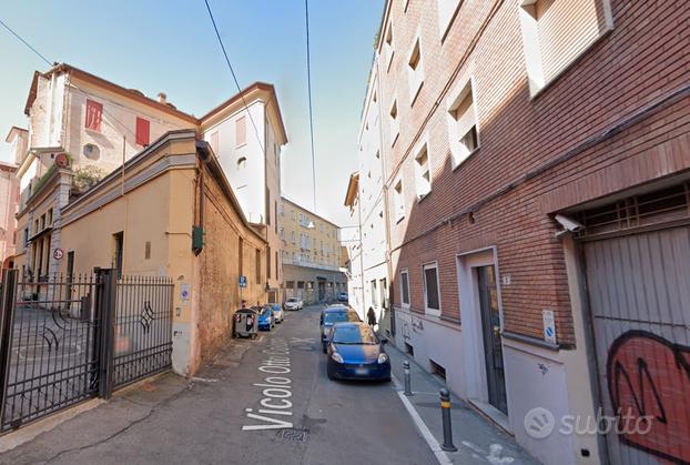 Ampio trilocale con balcone in Centro Storico