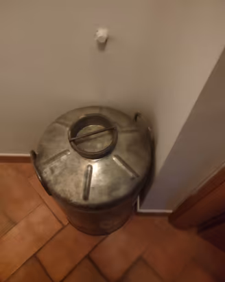 contenitore per olio 