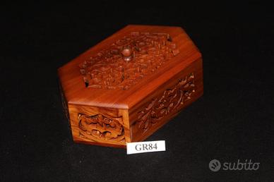 Portagioelli in legno